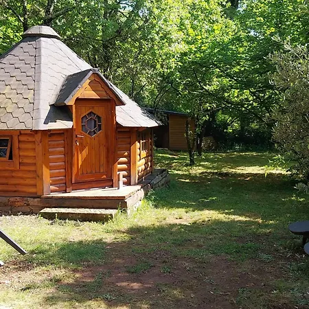 Natur'anes Chalet Mialet (Gard)